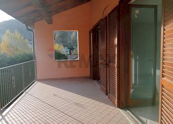 Balcone - Villa a Schiera Nebbiuno - foto 20