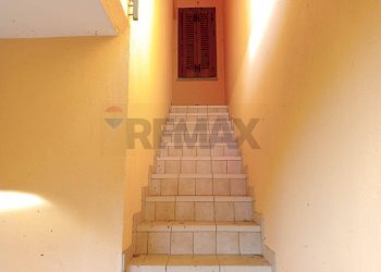 Scale - Villa a Schiera Nebbiuno - foto 21