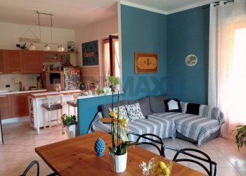 Sala da pranzo - Casa indipendente Vaprio d'Agogna - foto 21