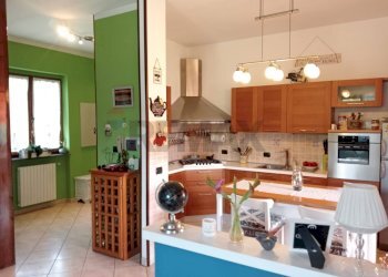 Cucina - Casa indipendente Vaprio d'Agogna - foto 25