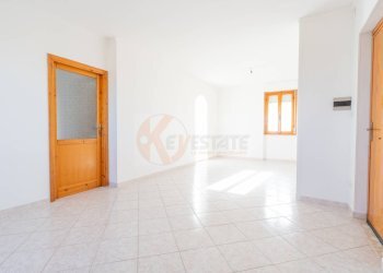 Foto 4 - Quadrilocale via lombardia
 
26, Porto Torres - foto 4