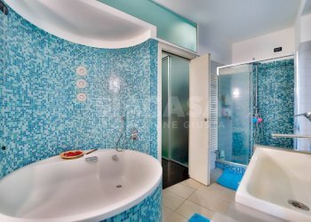 Foto 23 - Trilocale via Bachelet
 
5, Lomagna - foto 23