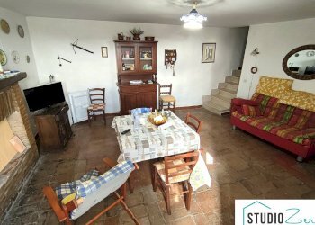 Foto 8 - Trilocale rimembranze
 
22, Amelia - foto 8