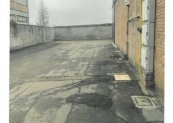 Interno palazzo - Shed via Giuseppe Massarenti, Castel Maggiore - photo 3