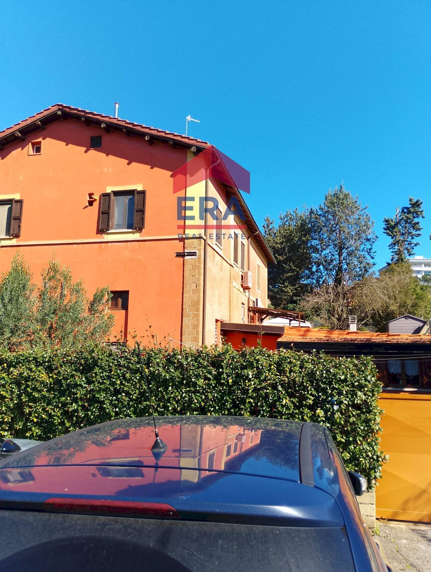 vista dal posto auto - Quadrilocale Via Mezzocamino
 
92, Roma - foto 2