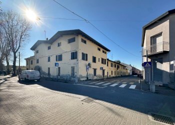 Foto 1 - Three-room apartment VIA MONTELLO
 
33, Brugherio - photo 1