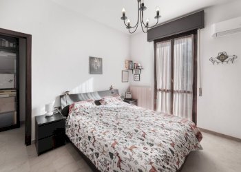 Foto 26 - Three-room apartment VIA MONTELLO
 
33, Brugherio - photo 26