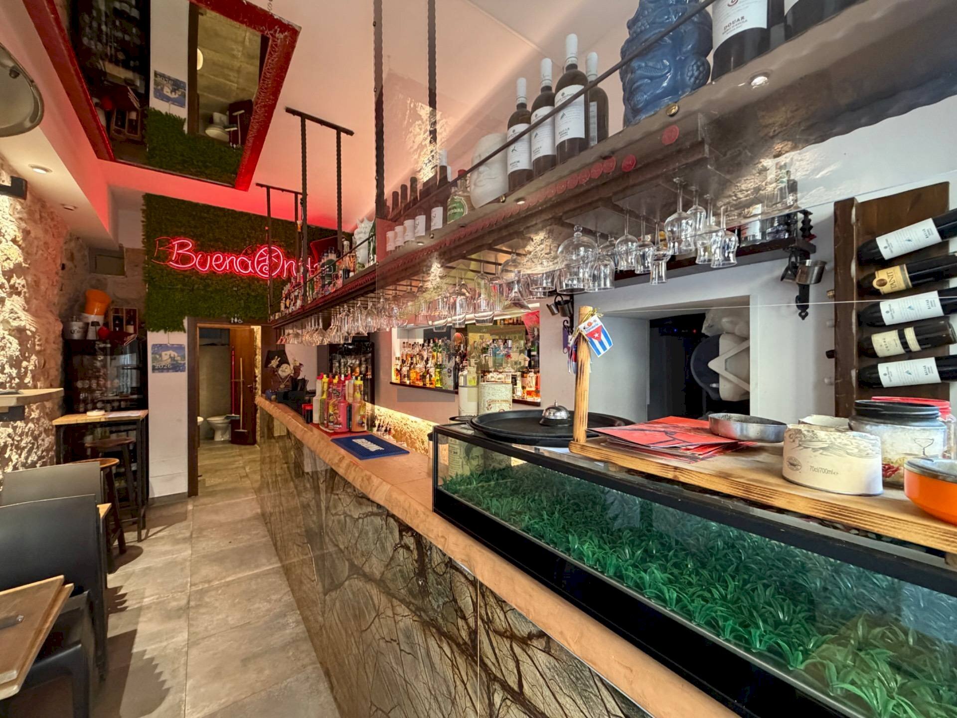 Foto 1 - Commercial Activity Via Cassari
 
57, Palermo - photo 1