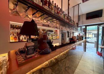 Foto 5 - Commercial Activity Via Cassari
 
57, Palermo - photo 5