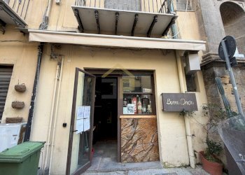 Foto 12 - Commercial Activity Via Cassari
 
57, Palermo - photo 12