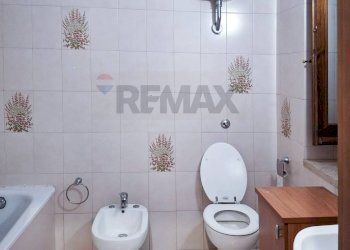 Bagno - Trilocale via del Carbonaro
 
14, Frosinone - foto 9