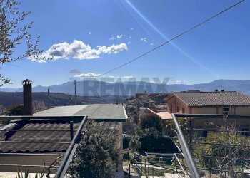 Vista delle montagne - Villa via Capodimonte
 
17, Acuto - photo 37