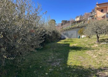 Giardino - Villa via Capodimonte
 
17, Acuto - photo 46