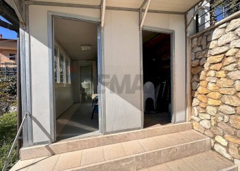 Edificio all\'aperto - Villa via Capodimonte
 
17, Acuto - photo 64