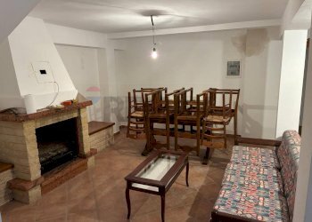 Sala da pranzo - Casa semi indipendente Via Nettunense
93, Marino - foto 3