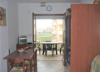 Foto 2 - Appartamento via peschiera
 
3, Alba Adriatica - foto 2