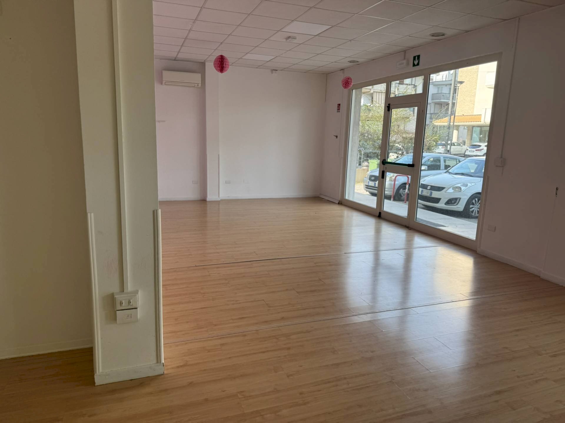 Foto 3 - Locale Commerciale via mazzini, Alba Adriatica - foto 3