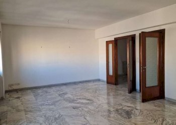 whatsapp image 2026-02-13 at 11.39.28 - Trilocale via fabio numerio, Roma - foto 5