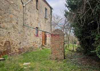 Foto 17 - Casa indipendente Monticiano - foto 17