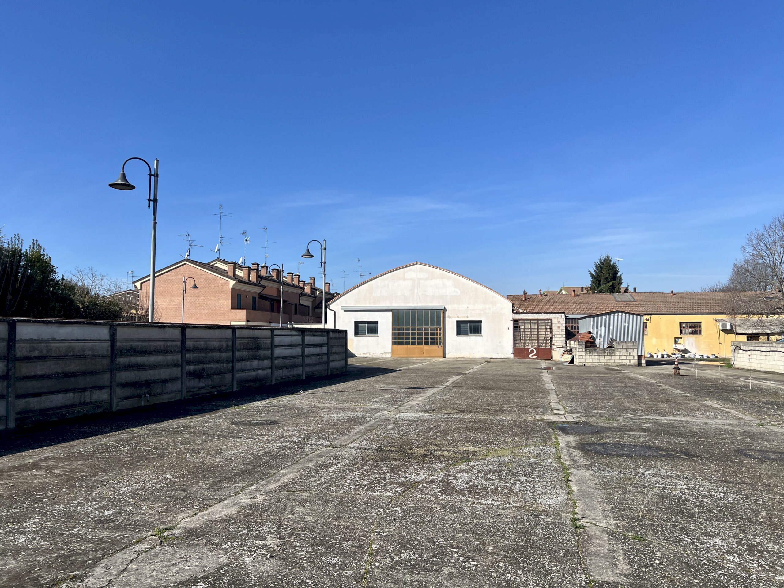 Capannone Via Circonvallazione, 88B, Argenta - foto 1