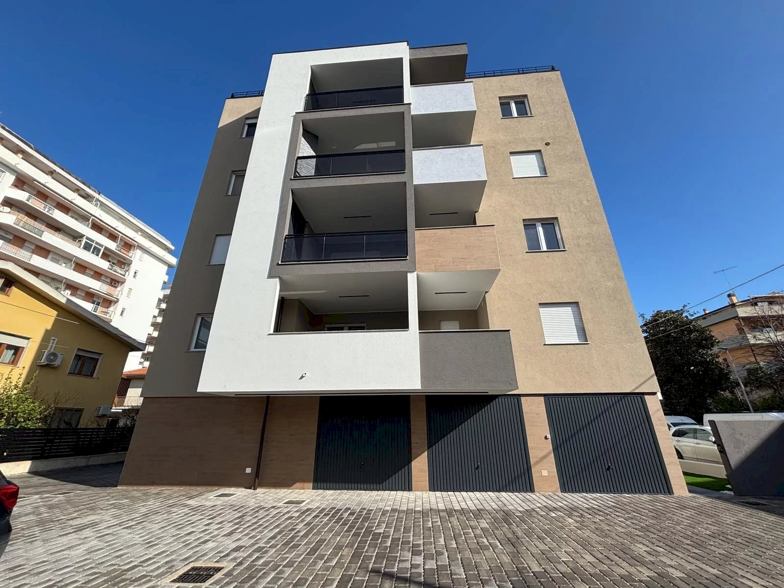 Trilocale Montesilvano - foto 1