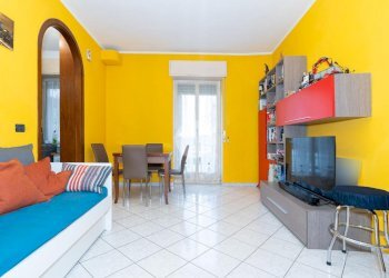 Bilocale Viale papa giovanni XXIII, Beinasco - foto 1