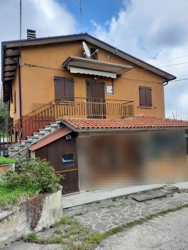 Three-room apartment Serramazzoni - photo 1