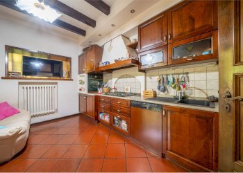 Portion of a house Fiorano Modenese - photo 7