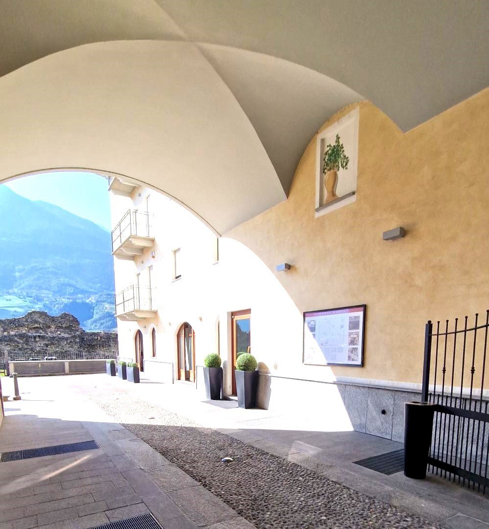 Trilocale Via G. G. Stevenin, 11, Aosta - foto 2