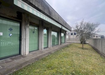 Office via Ferruccio Parri, Treviglio - photo 2