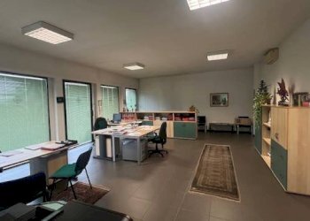 Office via Ferruccio Parri, Treviglio - photo 13