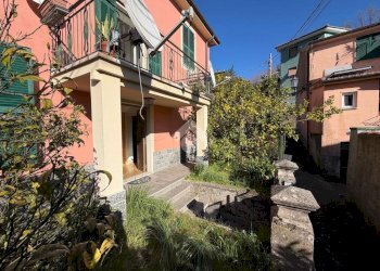 Casa indipendente Via della Pace, Deiva Marina - foto 1