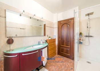 Trilocale Carmagnola - foto 12