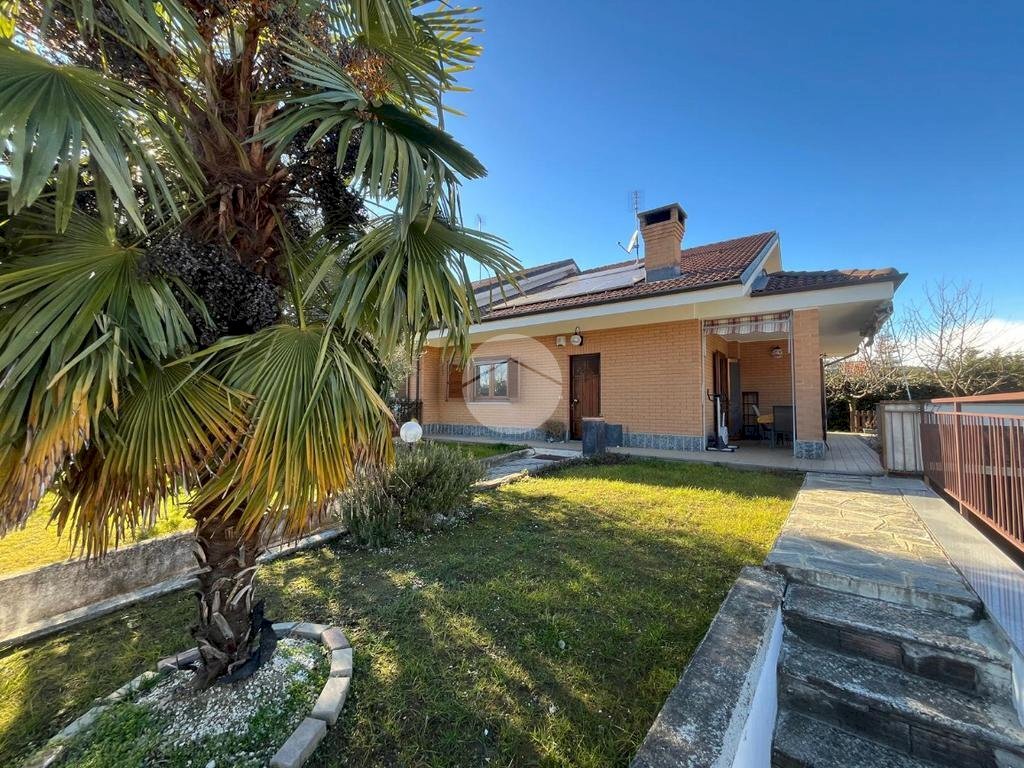 Porzione di casa Via Monte San Giorgio, Sangano - foto 1