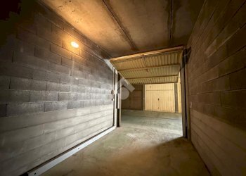 Box Piazzetta Aldo Moro, Finale Ligure - foto 5