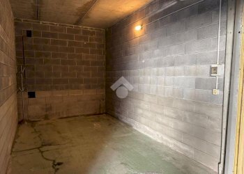 Box Piazzetta Aldo Moro, Finale Ligure - foto 7