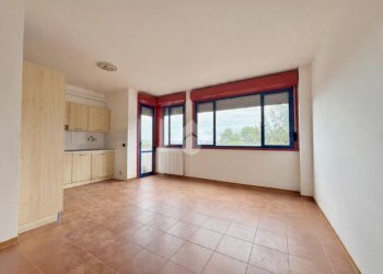 Appartamento Via giusti, Montelabbate - foto 1