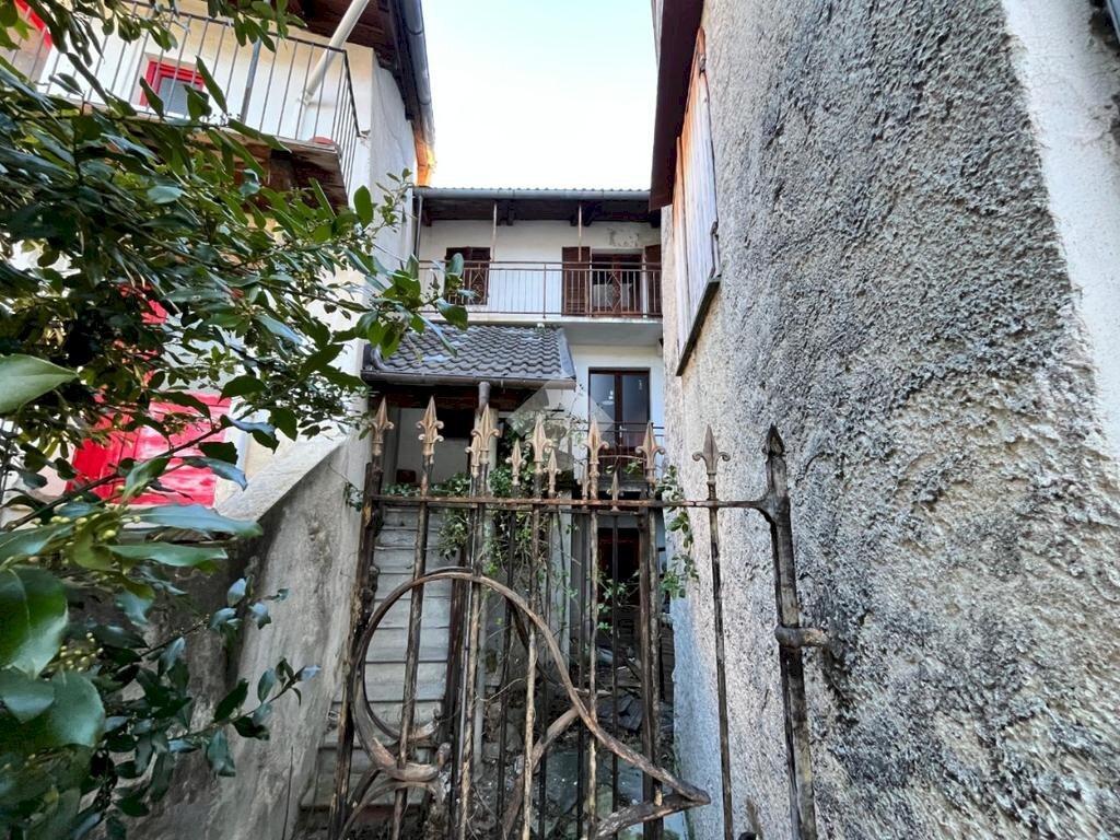 Casa semi indipendente Piazza repubblica, Brosso - foto 3