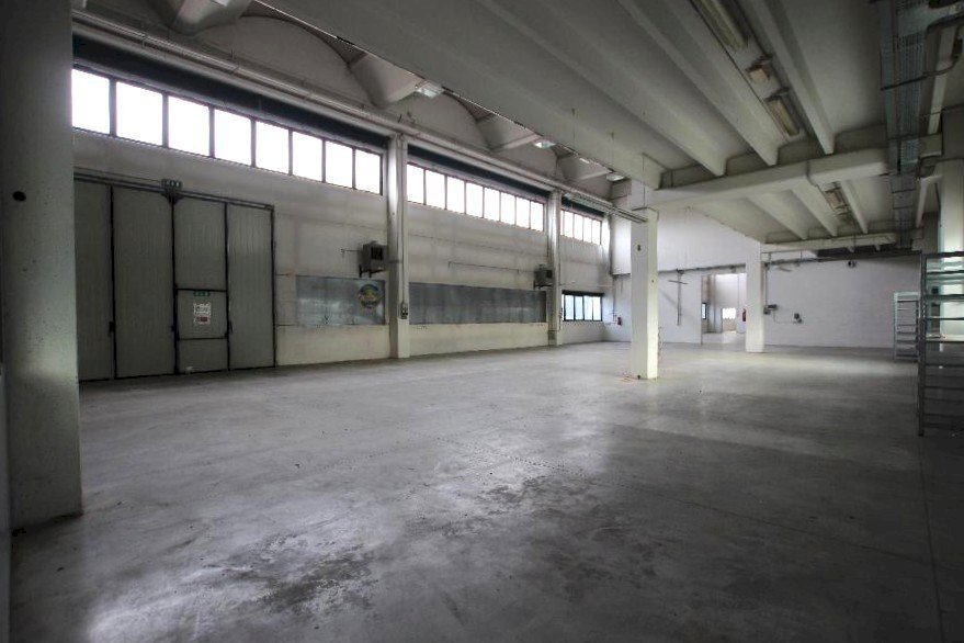 Capannone Calderara di Reno - foto 1
