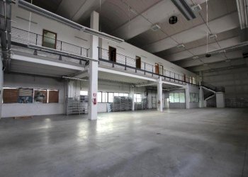 Capannone Calderara di Reno - foto 4