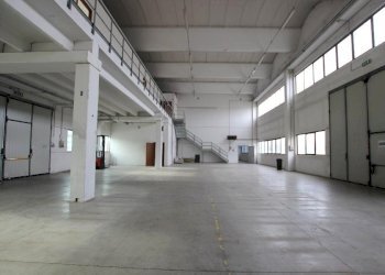 Capannone Calderara di Reno - foto 16