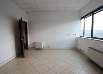 Capannone Calderara di Reno - foto 36