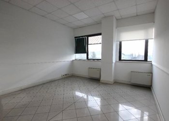 Capannone Calderara di Reno - foto 42