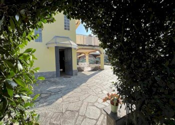 Villa Via Bagnolo, Barge - photo 33