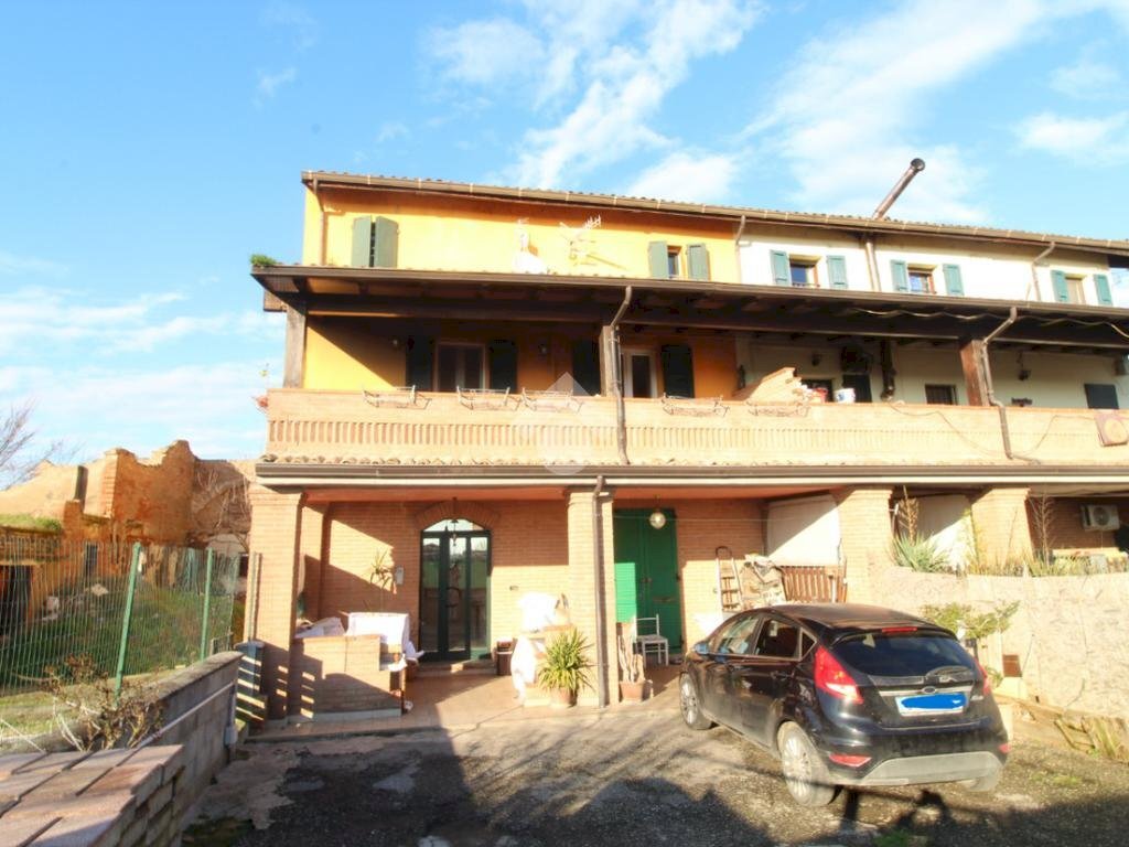 Casa semi indipendente Via ponte forca, Cadelbosco di Sopra - foto 2