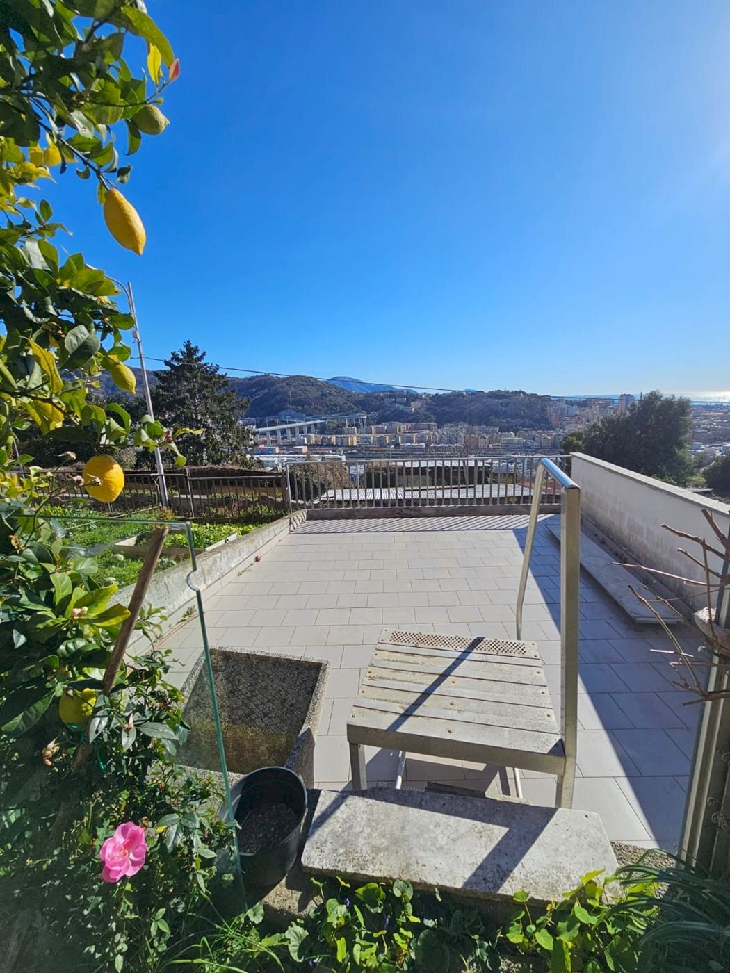 Four-room apartment VIA CORONATA, Genova (neighborhood Cornigliano) - photo 1