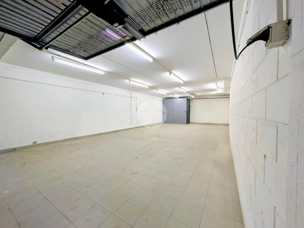 Box Via filippo baldinucci, Milano (neighborhood Dergano) - photo 1