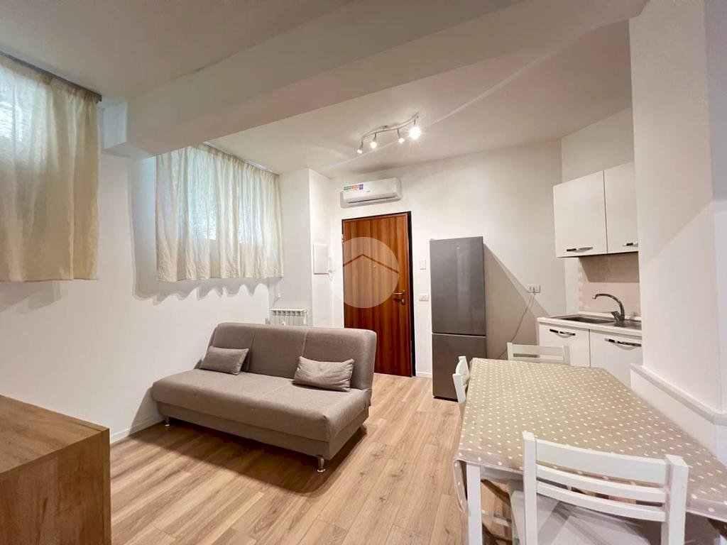 Three-room apartment Via Livigno, Milano (neighborhood Maciachini) - photo 2