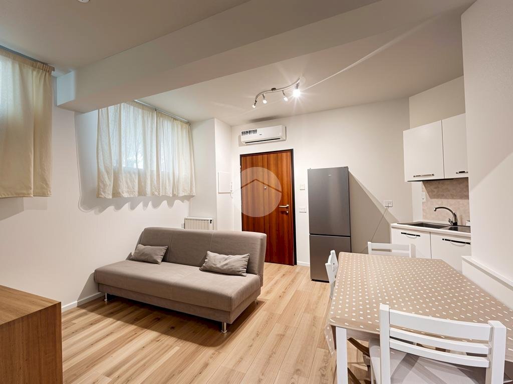 Three-room apartment Via Livigno, Milano (neighborhood Maciachini) - photo 2