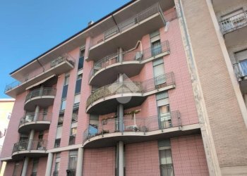 Box Via Borgosesia, Torino (zona Parella) - foto 1